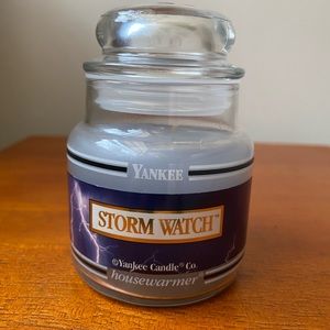 Yankee Candle Storm Watch 3.7 oz